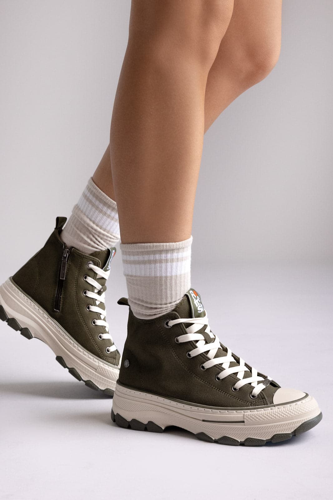Refresh Ψηλά αθλητικά παπούτσια - 173078 - Khaki Green Suede