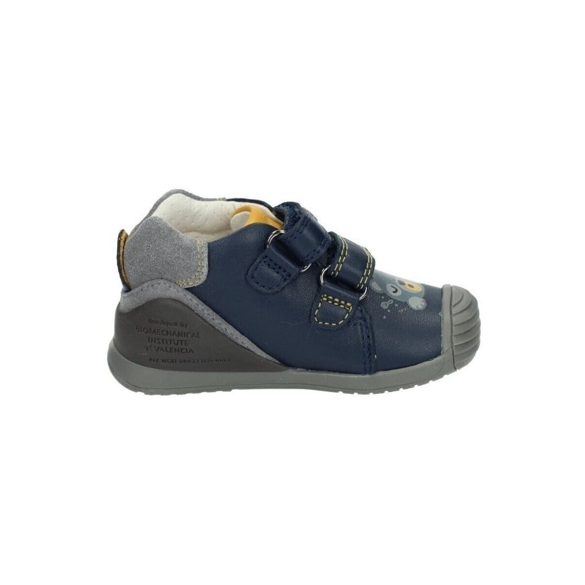Xαμηλά Sneakers Biomecanics -