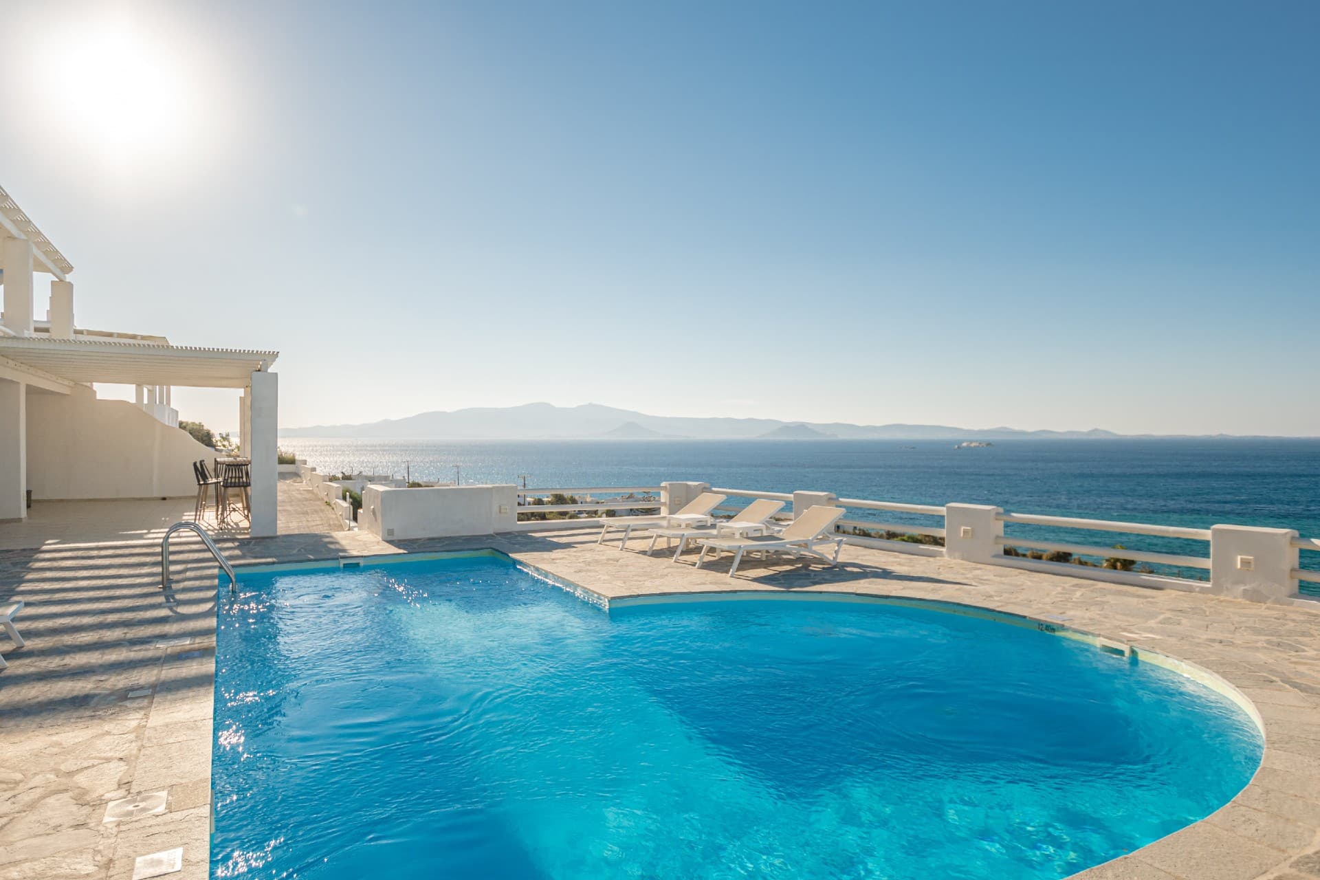 Apricot & Sea Luxury Villas - Μικρή Βίγλα, Νάξος ✦ 3 Ημέρες (2 Διανυκτερεύσεις) ✦ 2 άτομα σε Waves |