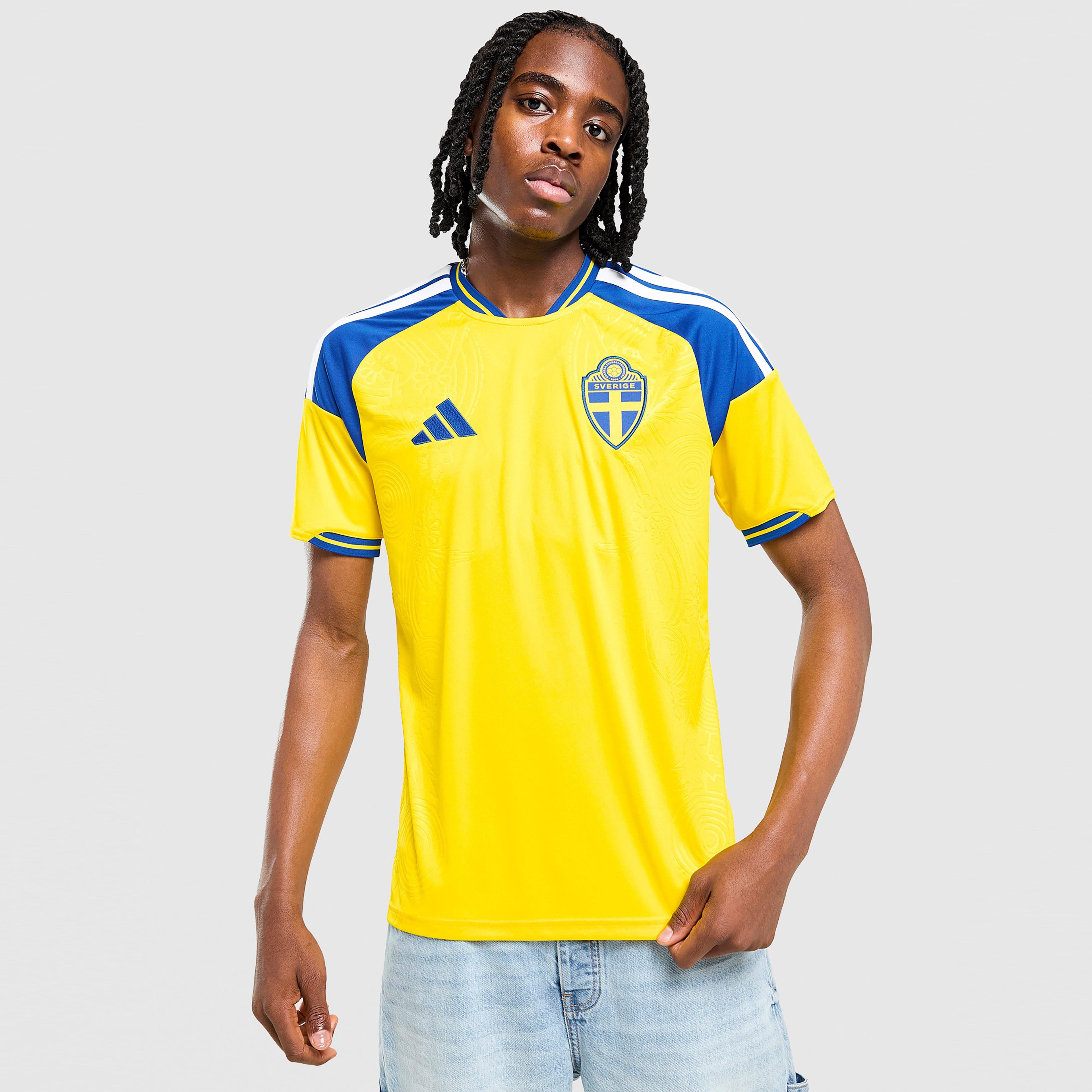 adidas Εθνική Σουηδίας 26 Home Ανδρική Ποδοσφαιρική Φανέλα (9000263701_2005)