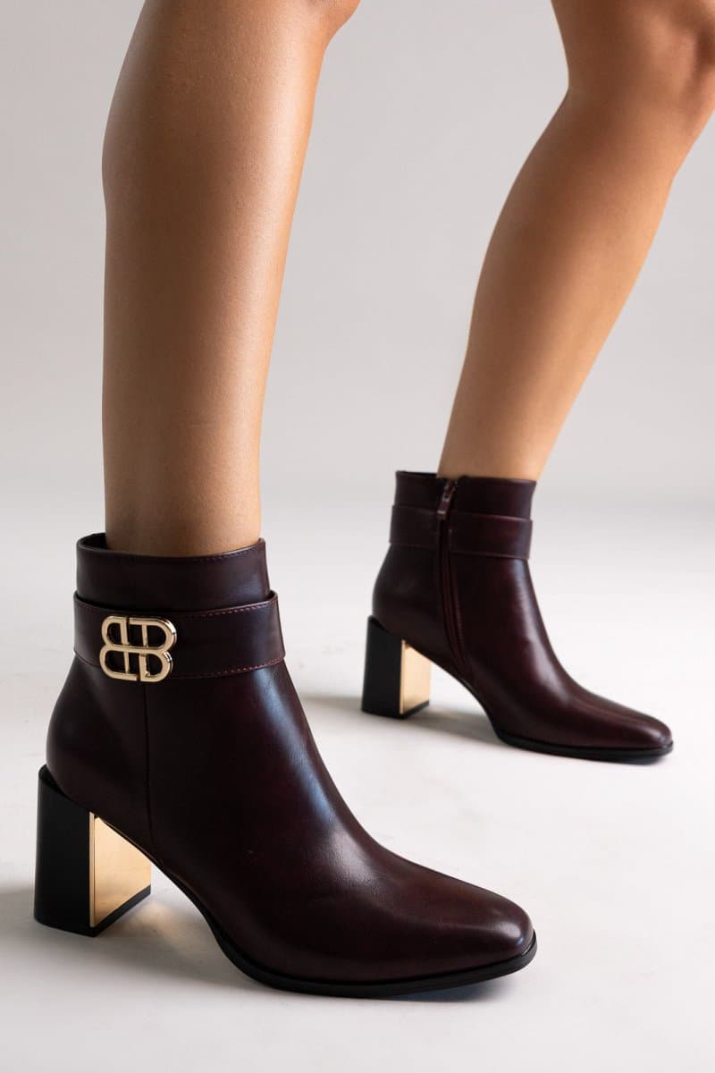 Ideal shoes Μποτάκια με ψηλό χοντρό τακούνι - 6381A - Βουργουνδί Ματ