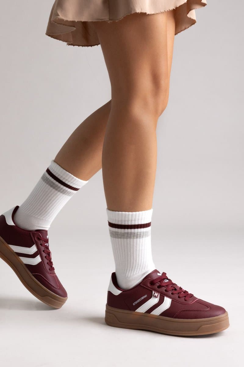Xti Footwear Aθλητικά παπούτσια flatform - 144585 - Bordeaux Matte